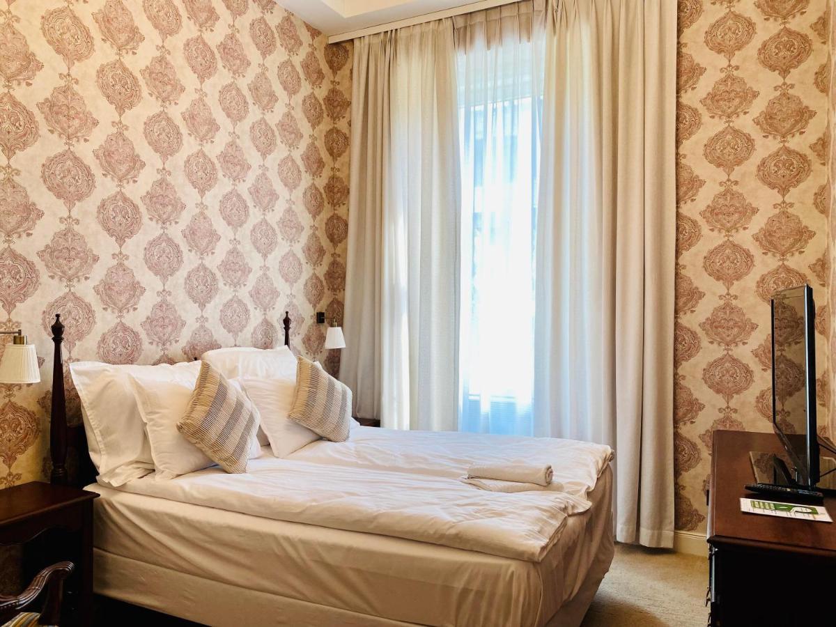 Opera16 Guestrooms 布达佩斯 外观 照片