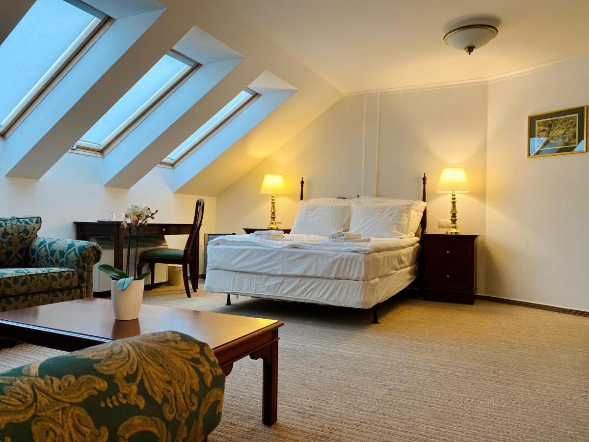 Opera16 Guestrooms 布达佩斯 外观 照片