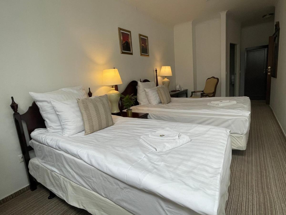 Opera16 Guestrooms 布达佩斯 外观 照片