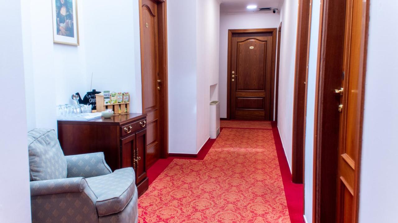 Opera16 Guestrooms 布达佩斯 外观 照片